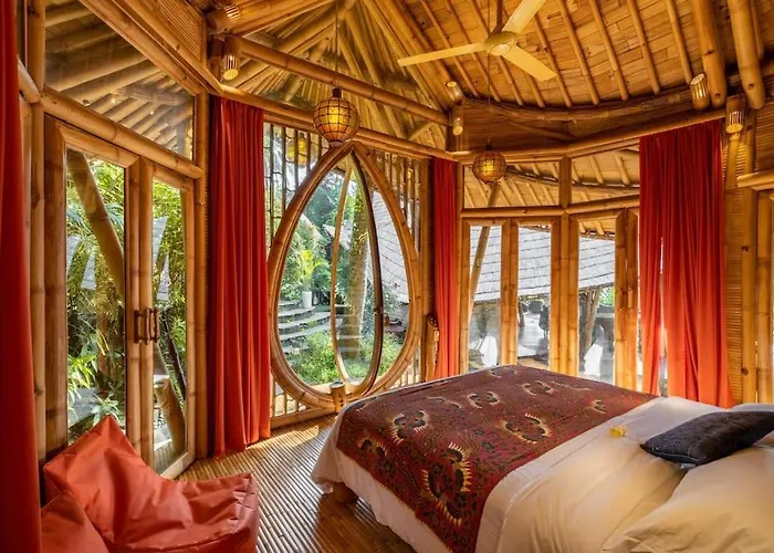 Villa Harmony House, Bamboo House With Pool View *