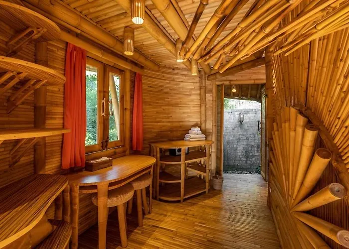 Villa Harmony House, Bamboo House With Pool View