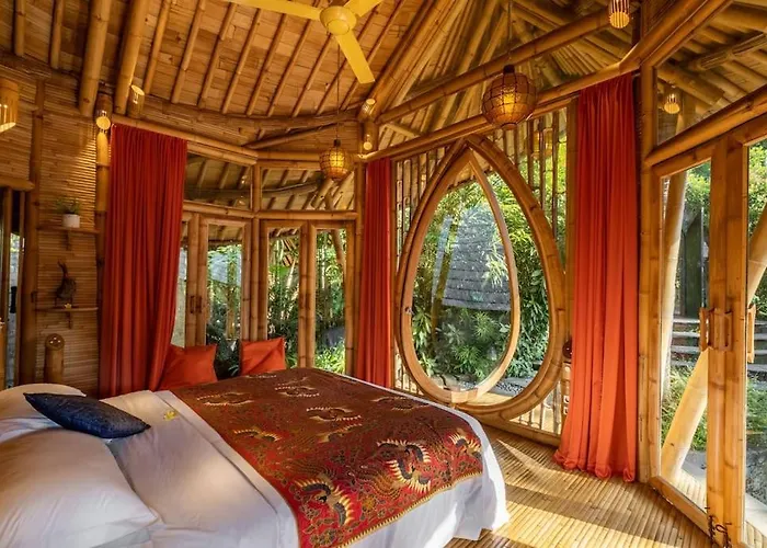 Harmony House, Bamboo House With Pool View