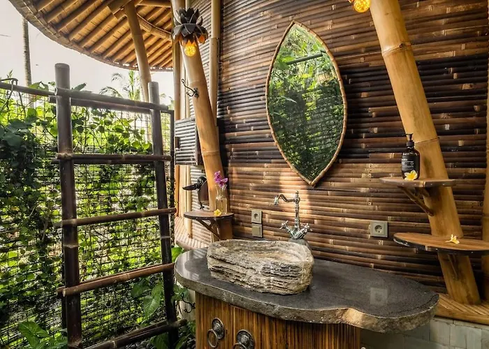 Harmony House, Bamboo House With Pool View