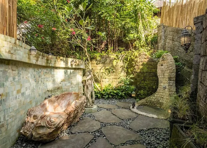 Harmony House, Bamboo House With Pool View