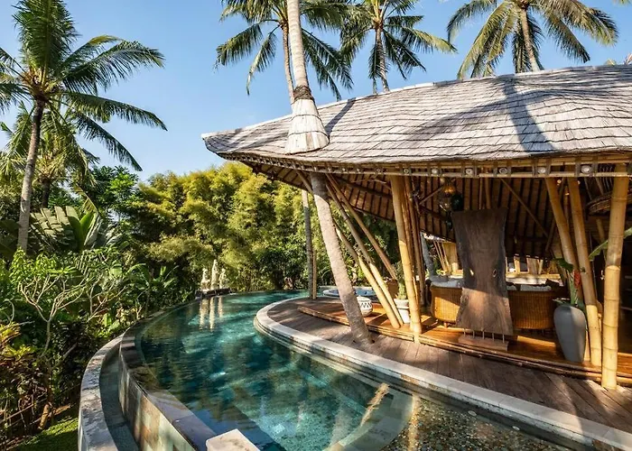 Harmony House, Bamboo House With Pool View Villa *