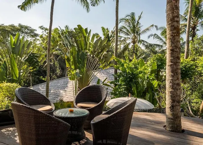 Harmony House, Bamboo House With Pool View *