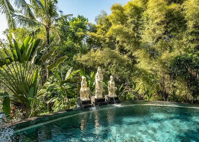 Villa Harmony House, Bamboo House With Pool View Bringkit