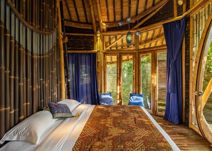 Harmony House, Bamboo House With Pool View * Bringkit