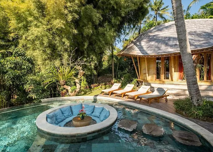 Villa Harmony House, Bamboo House With Pool View Bringkit